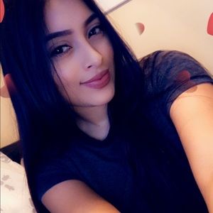 Meet your Posher, Elvira